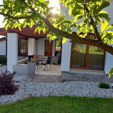 Village Romantic Apartments By Cesky Krumlov - Adults Only Strizov Екстер'єр фото